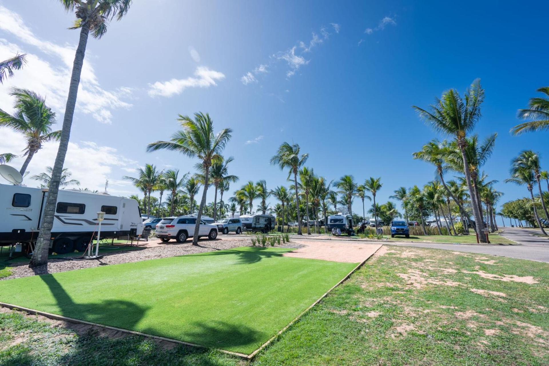 Tasman Holiday Parks - Rollingstone Exterior foto